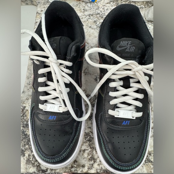 The Nike Air Force 1 Shadow with rainbow stitching - Picture 4 of 7